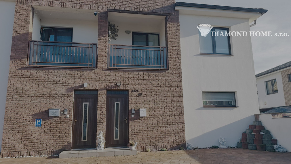 DIAMOND HOME s.r.o. Vám ponúka na predaj 3 izbový byt s balkónom v novostavbe v Dun. Strede